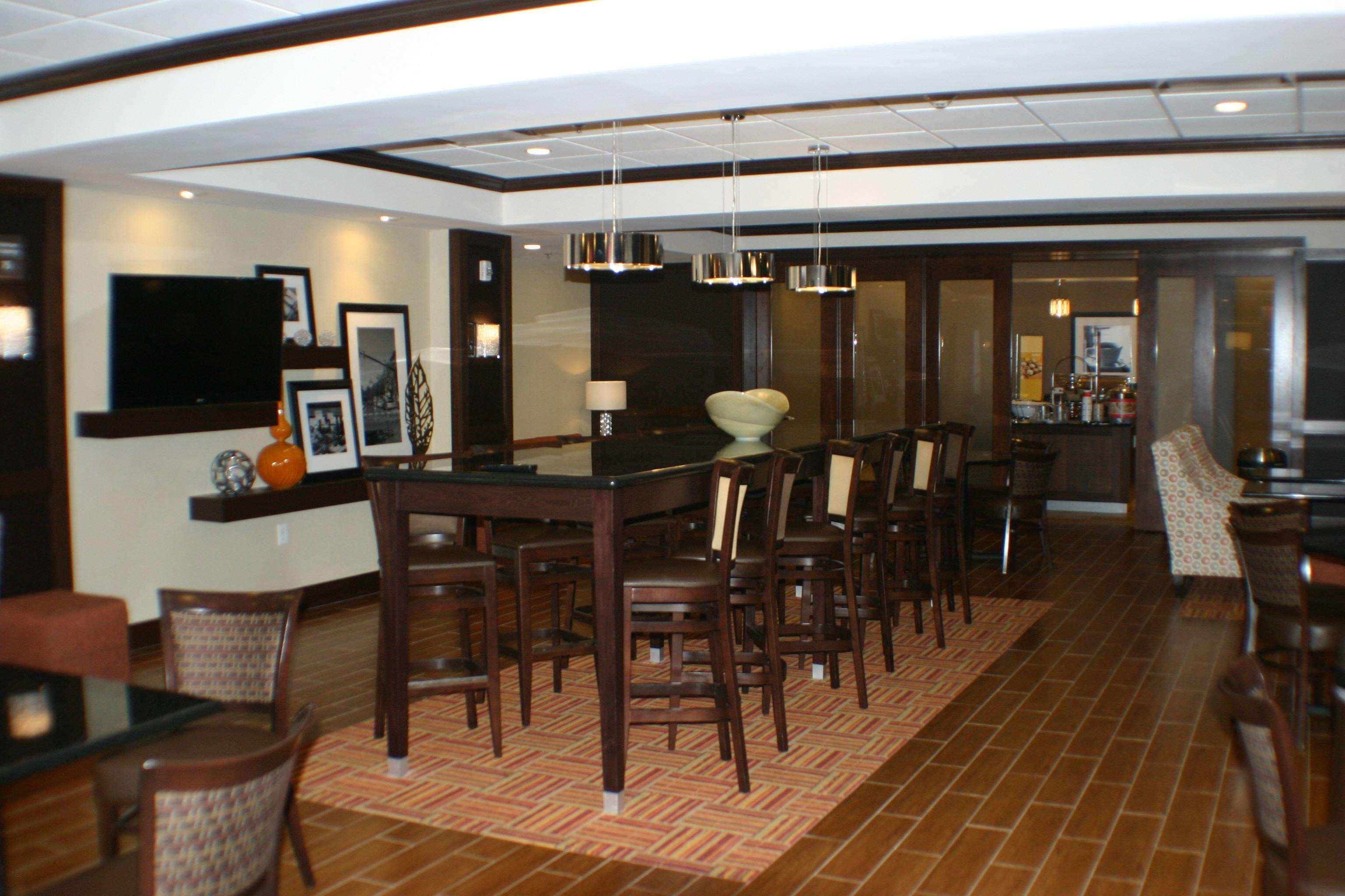 Hampton Inn Limerick Екстер'єр фото