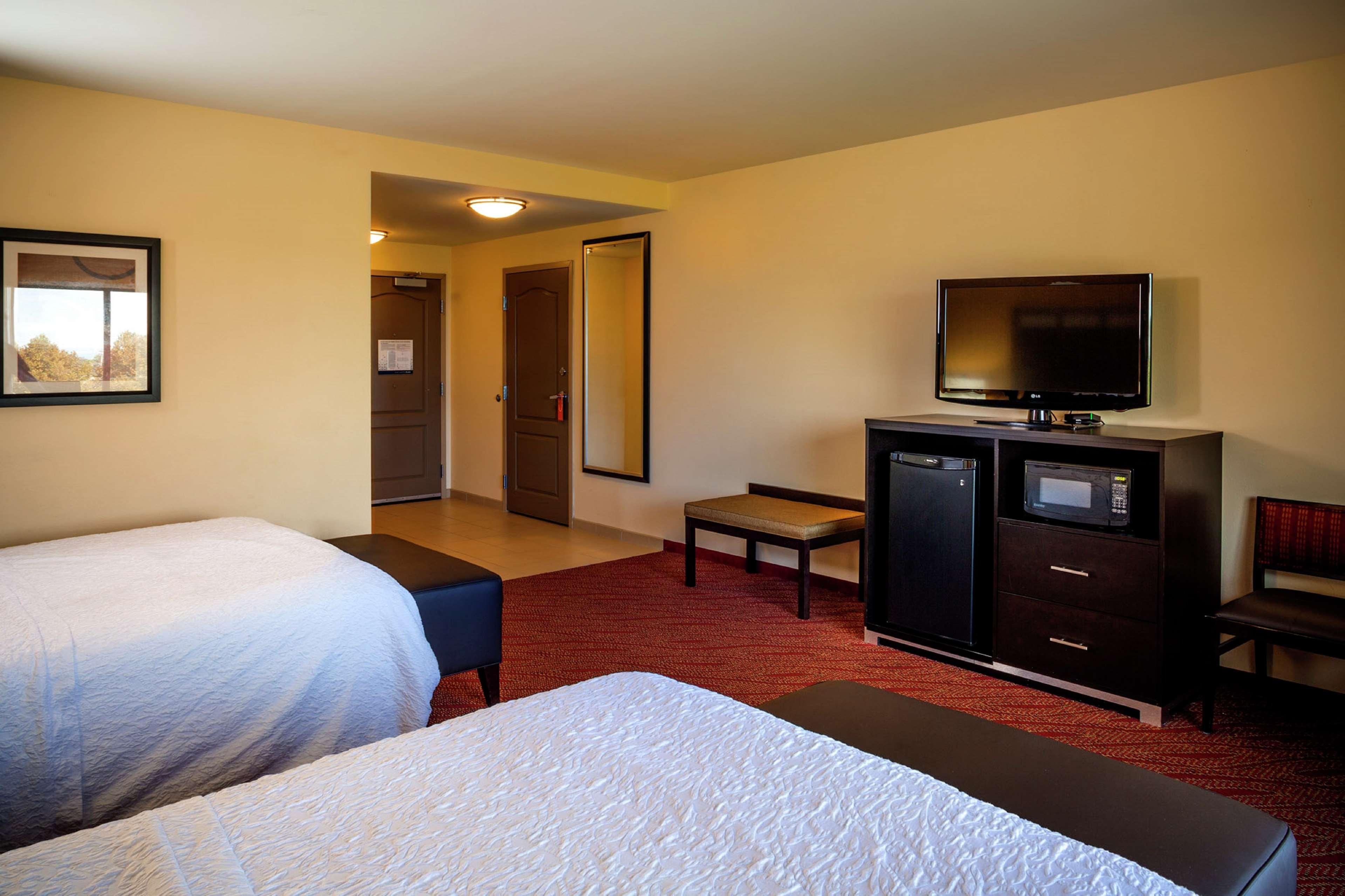 Hampton Inn Limerick Екстер'єр фото