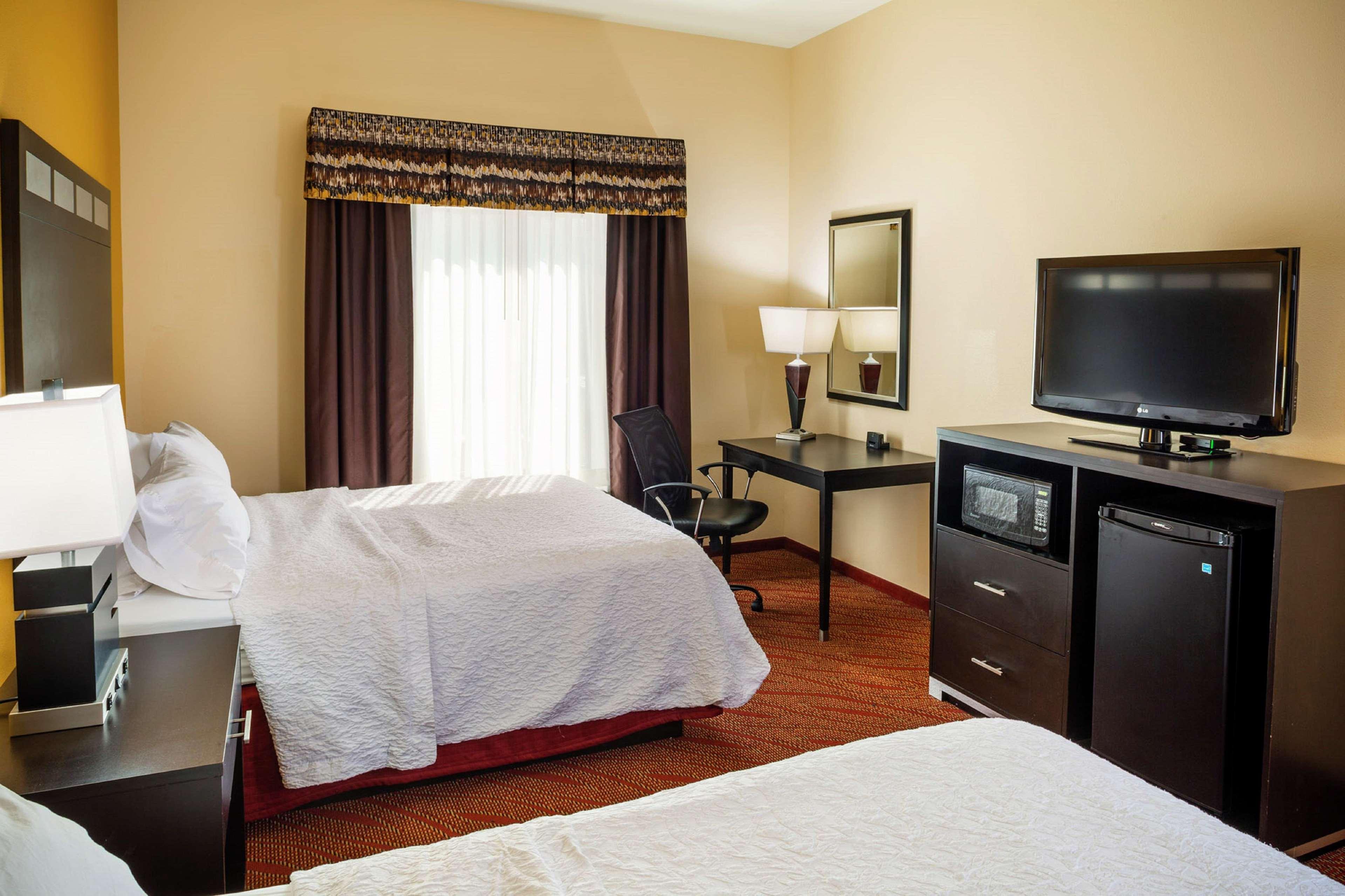 Hampton Inn Limerick Екстер'єр фото