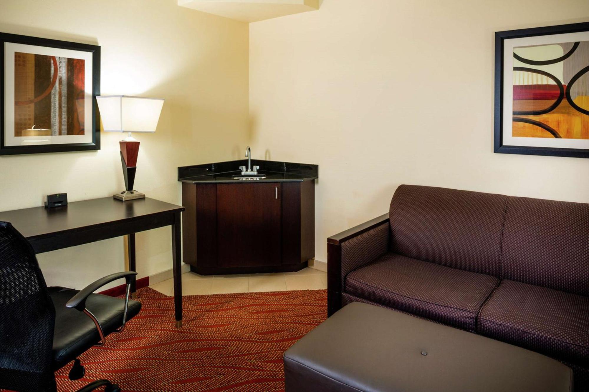Hampton Inn Limerick Екстер'єр фото
